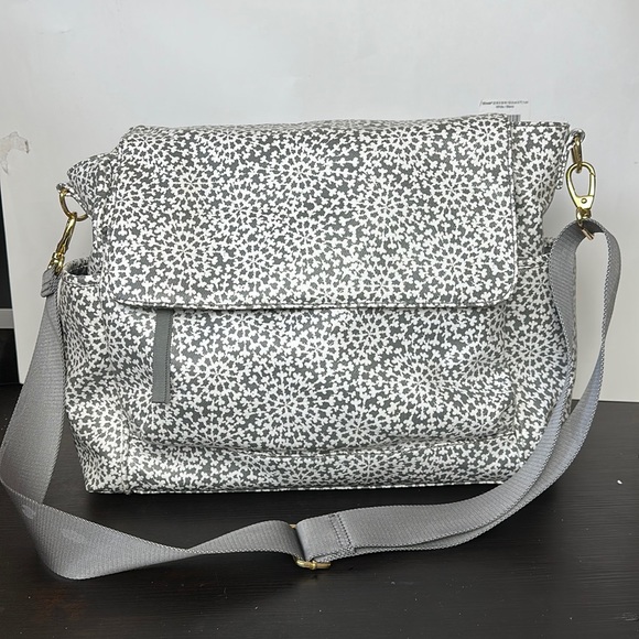 Pottery Barn Kids Handbags - Pottery Barn Diaper Baby Bag/backpack